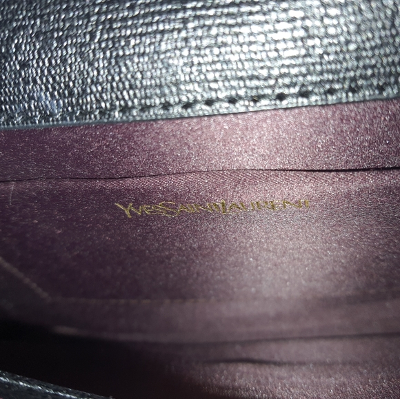 Yves Saint Laurent Y Clutch - Picture 4 of 5